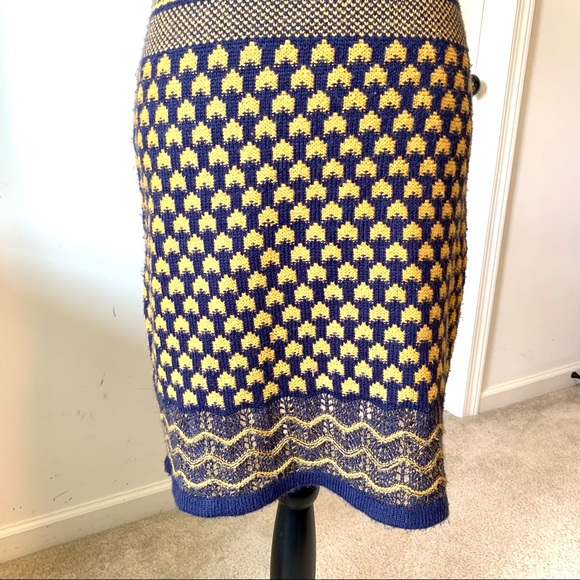 ROMEO & JULIET COUTURE Knir Sweater Dress—SZ. SM - Picture 4 of 13